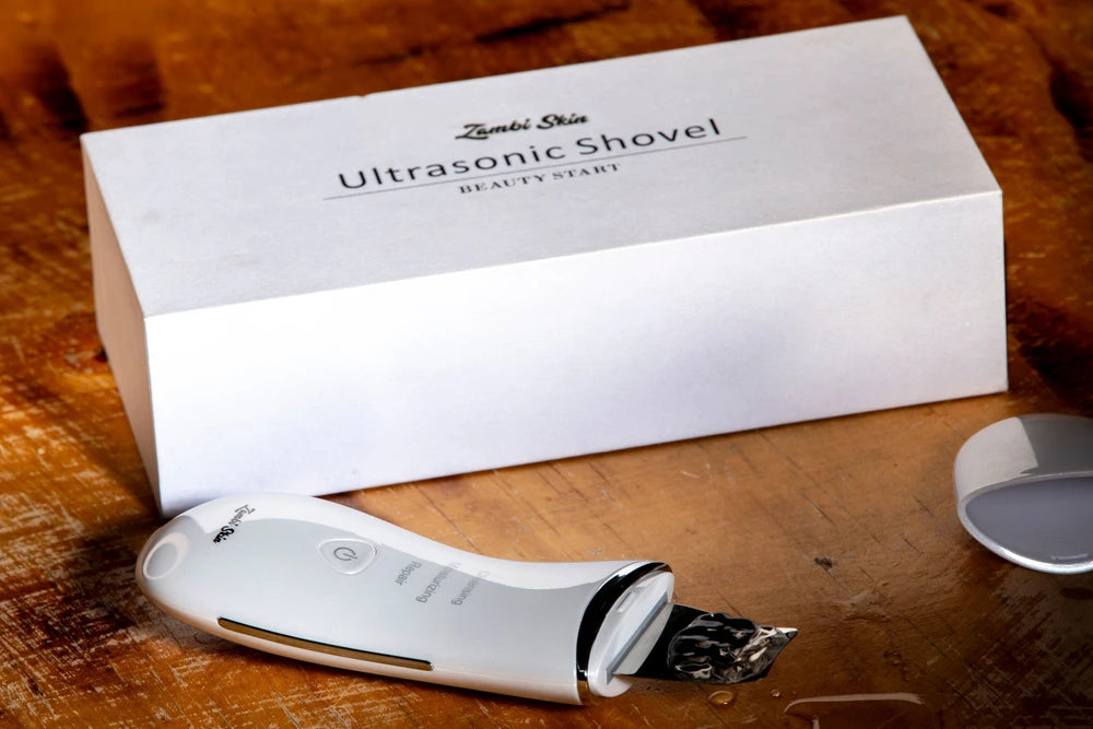 Ultrasonic Skin Scrubber & Pore Cleaner with EMS