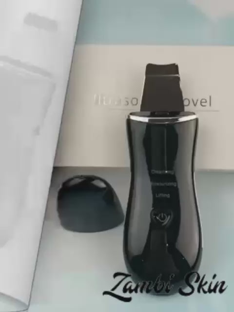 Ultrasonic Skin Scrubber & Pore Cleaner with EMS